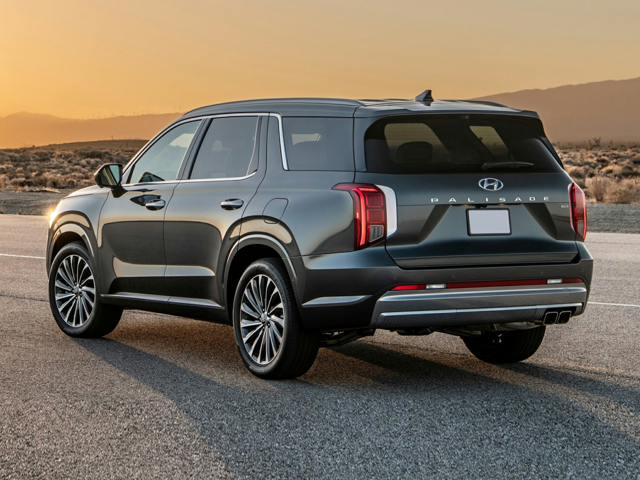 Rear profile view of a parked 2023 Hyundai Palisade. | Hyundai dealer in Fort Smith, AR | Crain Hyundai of Fort Smith