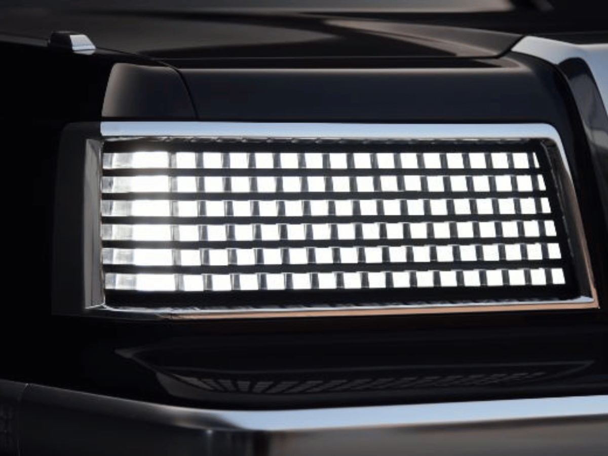 LED headlight detail on a used Hyundai Azera available at Crain Hyundai of Fort Smith