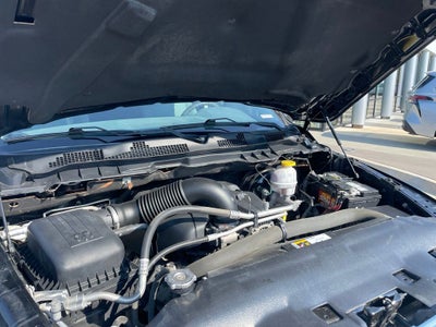 2019 RAM 1500 Classic Tradesman - IT'S GOT A HEMI!!! / 1-OWNER