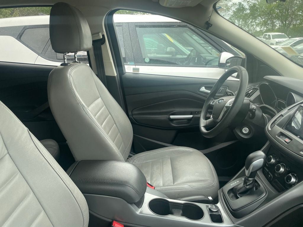 2015 Ford Escape SE - PANORAMIC ROOF / LOW MILEAGE