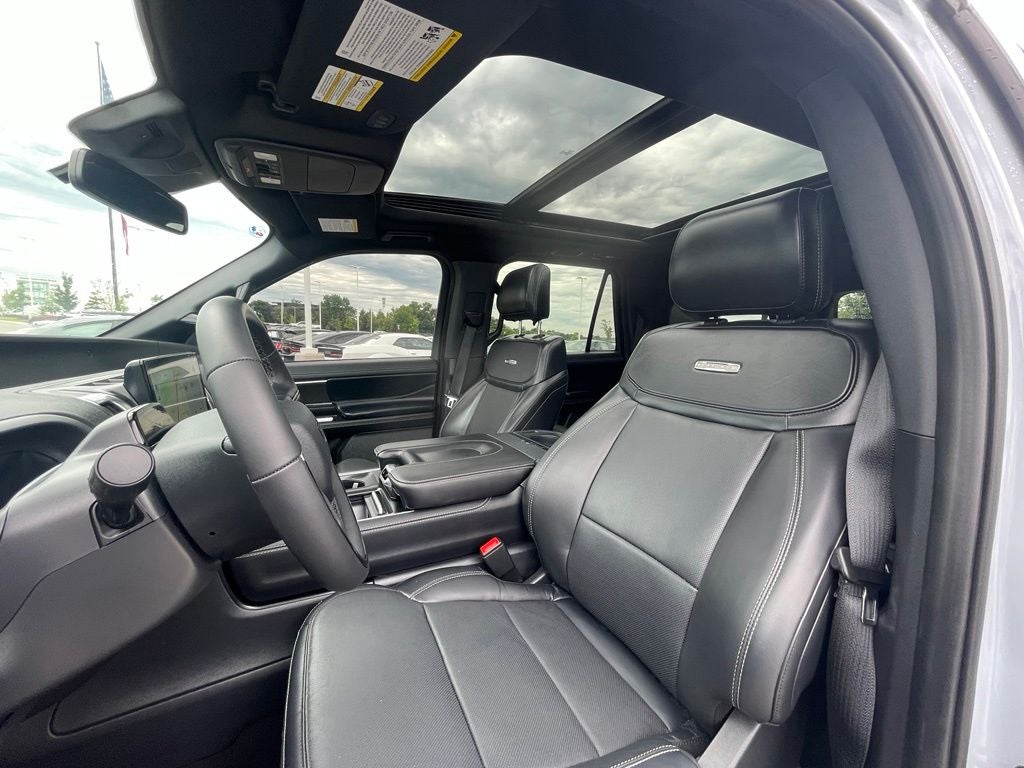 2025 Ford Expedition Max Platinum - STEALTH APPEARANCE PKG / BLUECRUISE