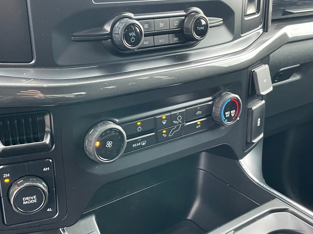 2021 Ford F-150 XL - 4WD / STX APPEARANCE PKG