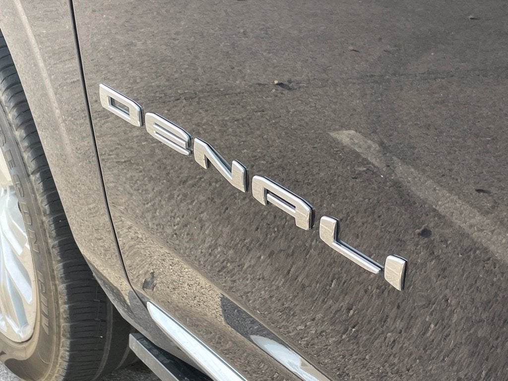 2023 GMC Yukon Denali - PANORAMIC SUNROOF / HD SURROUND VISION
