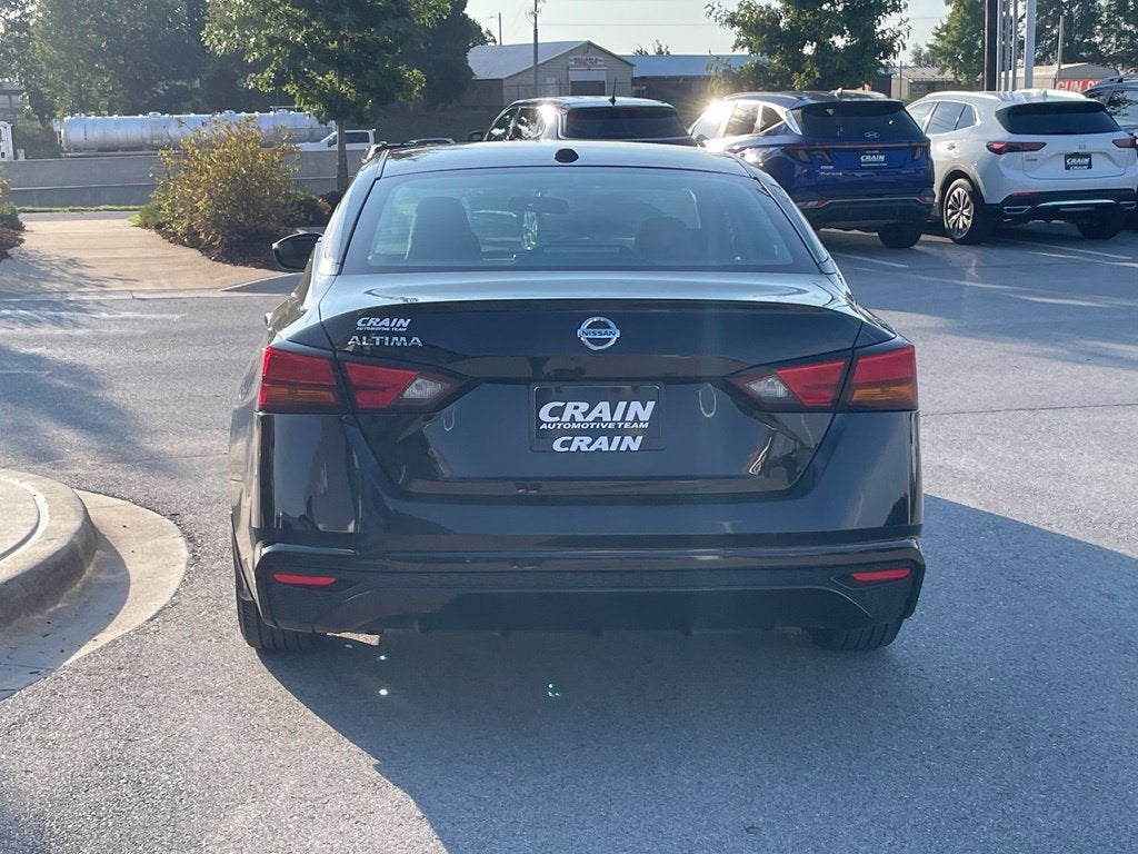 2020 Nissan Altima 2.5 S - 39 MPG / APPLE CARPLAY