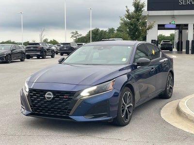2024 Nissan Altima 2.5 SR - MOONROOF / BLIND SPOT MONITOR