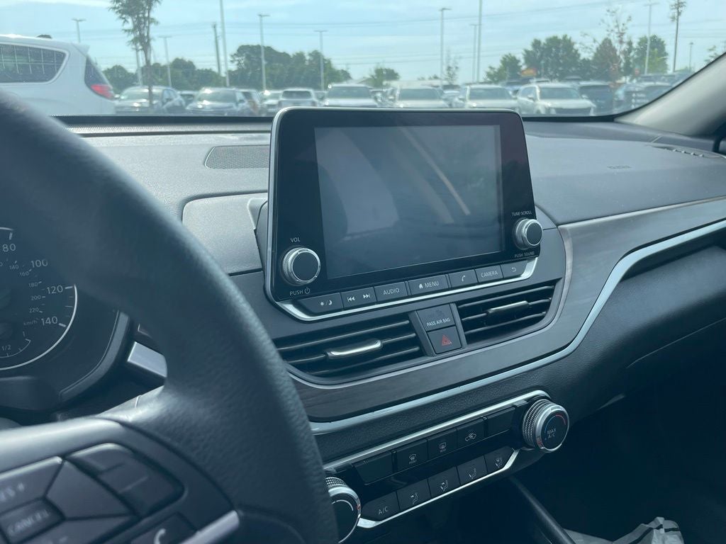 2024 Nissan Altima 2.5 SV - BLIND SPOT ASSIST / APPLE CARPLAY