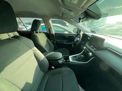 2021 Toyota RAV4 LE - AUTO HIGH BEAMS / APPLE CARPLAY