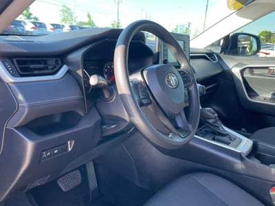 2021 Toyota RAV4 LE - AUTO HIGH BEAMS / APPLE CARPLAY