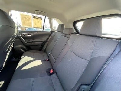 2024 Toyota RAV4 XLE - WIRELESS CARPLAY / BLIND SPOT MONITOR