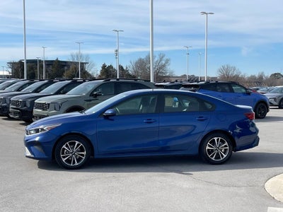 2024 Kia Forte LXS - KIA CERTIFIED / APPLE CARPLAY