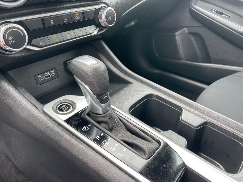 2023 Nissan Sentra SV - INTELLIGENT CRUISE / APPLE CARPLAY