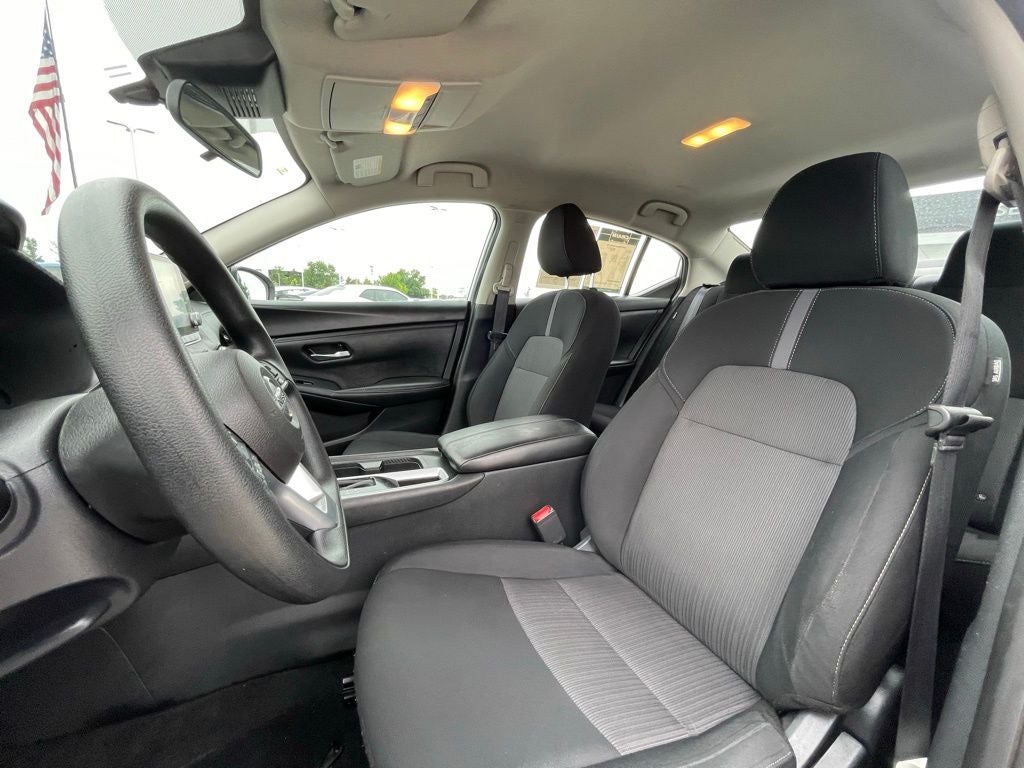 2023 Nissan Sentra SV - INTELLIGENT CRUISE / APPLE CARPLAY