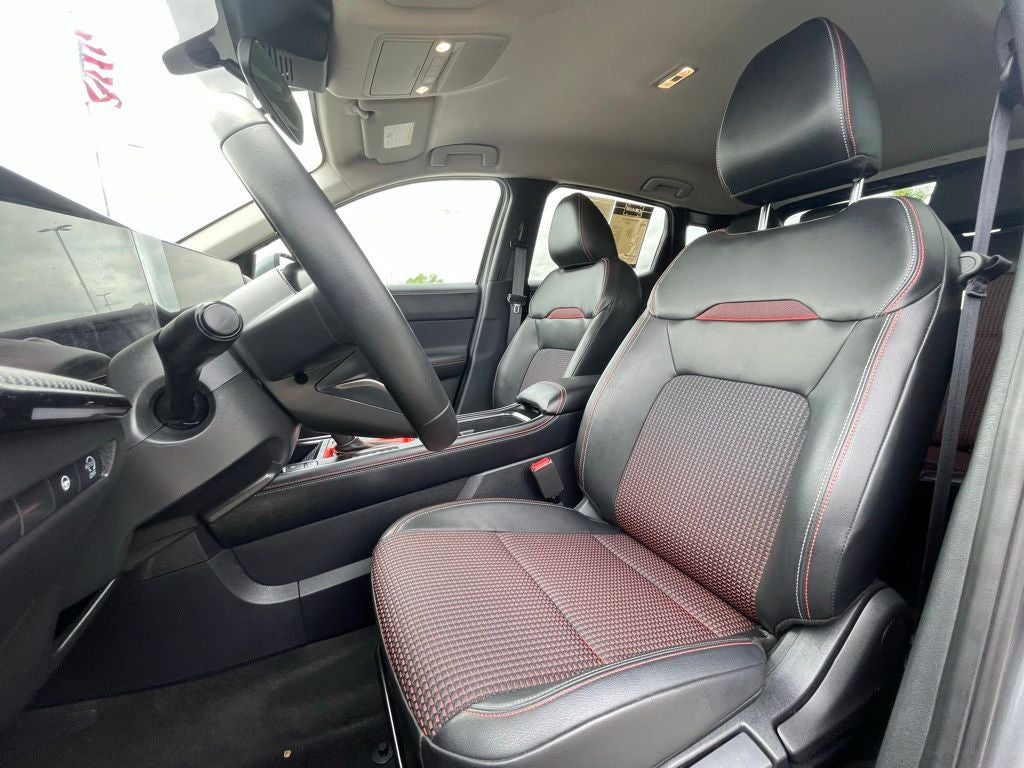 2025 Nissan Kicks SR - AROUND VIEW MONITOR / WIRELESS CARPLAY