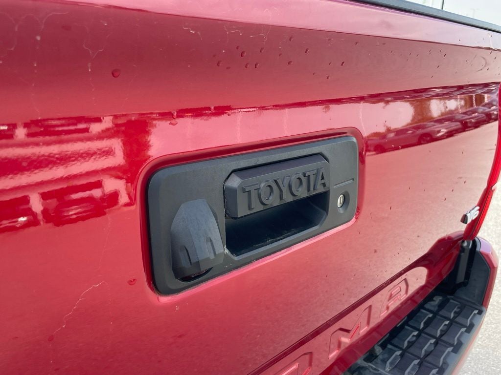 2023 Toyota Tacoma SR5 V6 - APPLE CARPLAY / LANE KEEP ASSIST