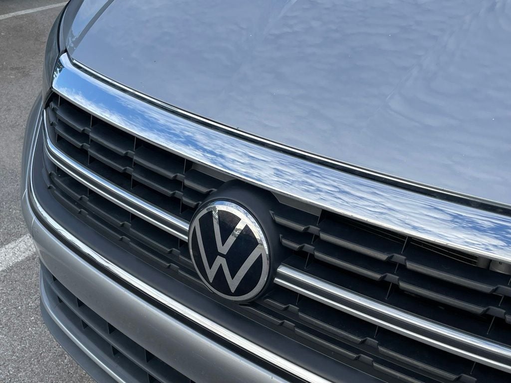 2024 Volkswagen Jetta 1.5T SE - 40 MPG / RAIN SENSING WIPERS