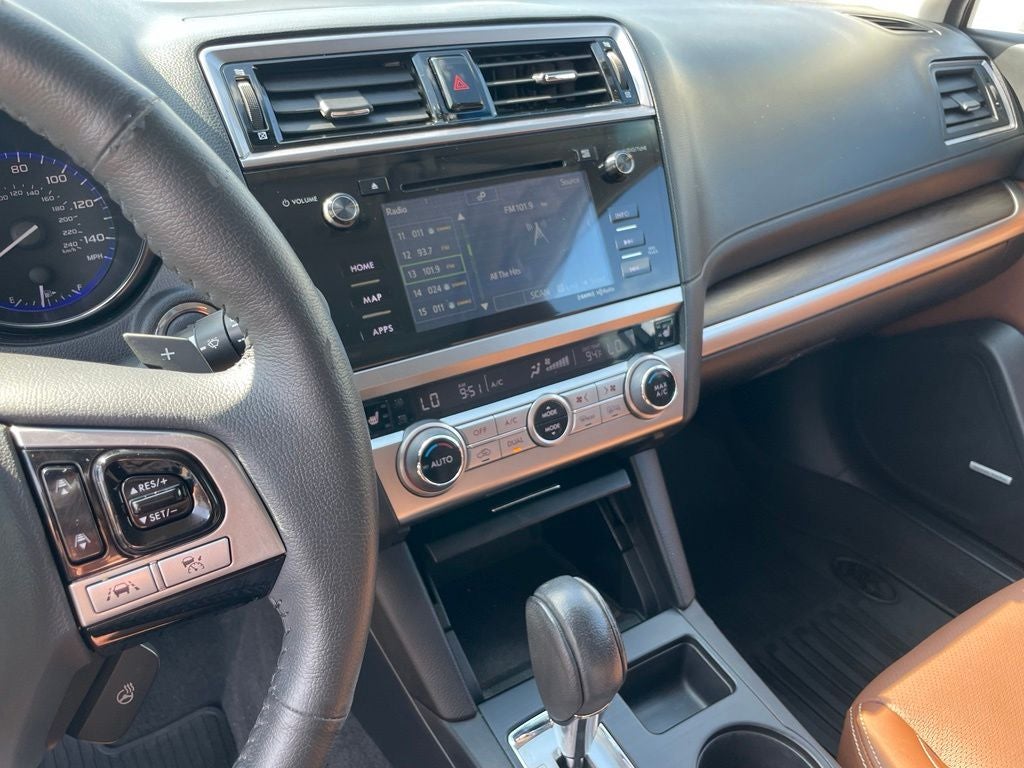 2017 Subaru Outback 2.5i Touring - MEMORY SEATS / CD PLAYER
