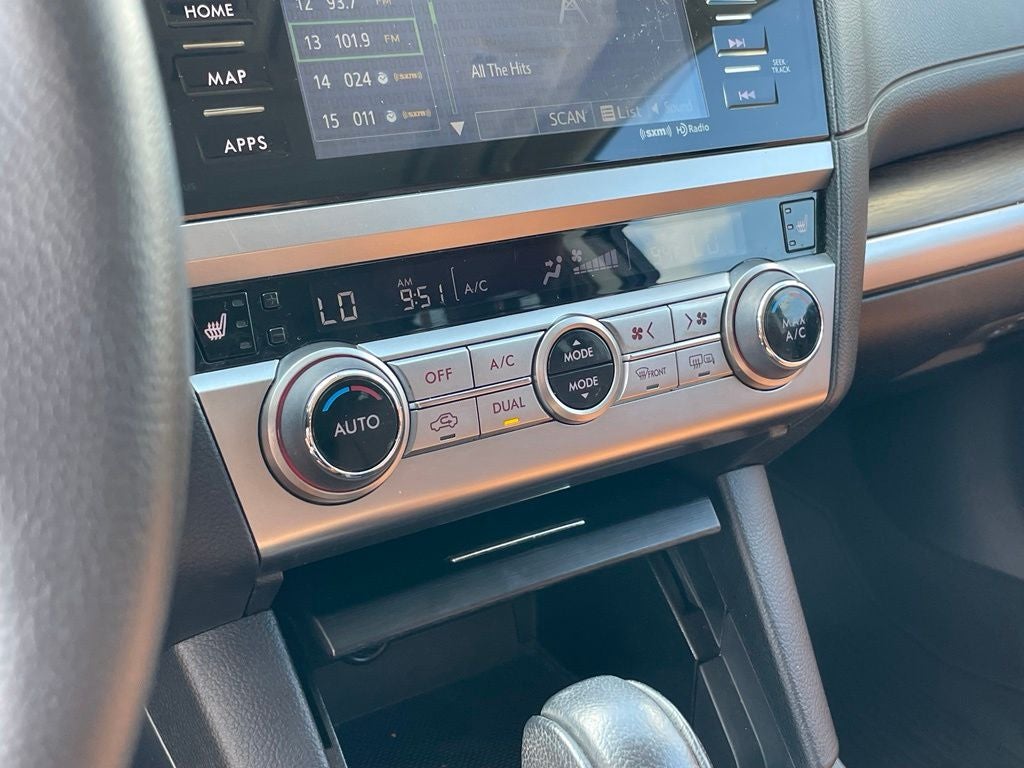 2017 Subaru Outback 2.5i Touring - MEMORY SEATS / CD PLAYER