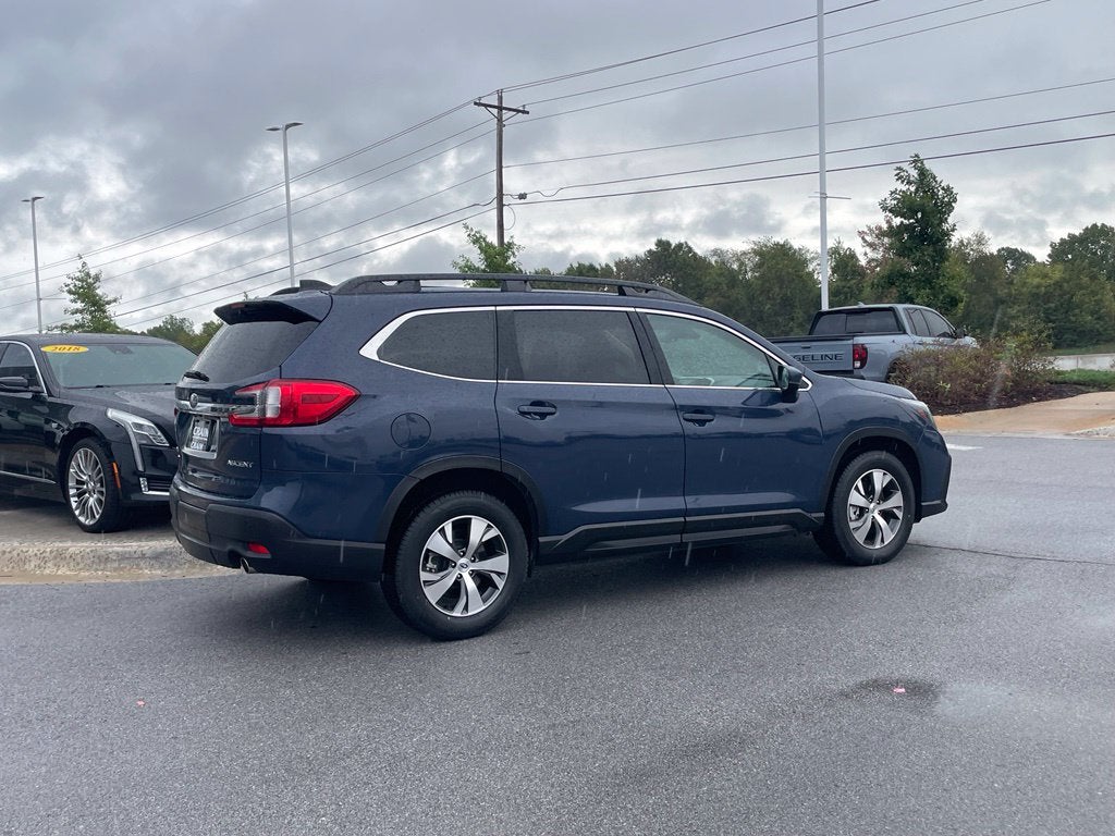 2025 Subaru Ascent Premium - 7 PASSENGER / APPLE CARPLAY