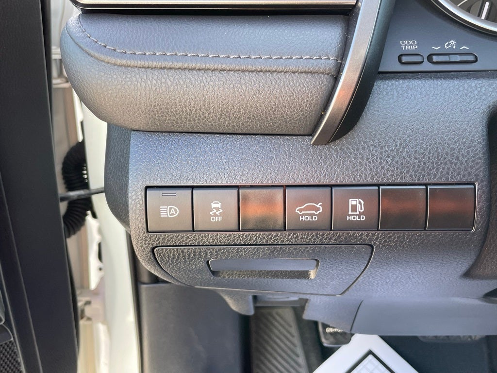 2023 Toyota Camry LE FWD - PRE-COLLISION SYSTEM / BLIND SPOT MONITOR