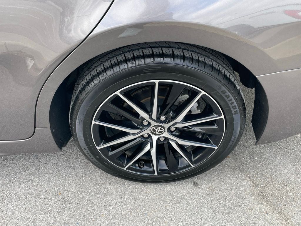 2024 Toyota Camry SE - 40 MPG / APPLE CARPLAY