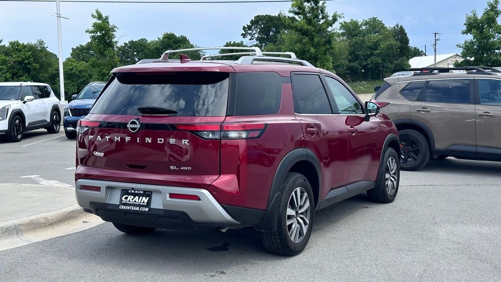 2024 Nissan Pathfinder SL