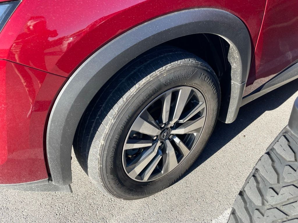2024 Nissan Pathfinder SL