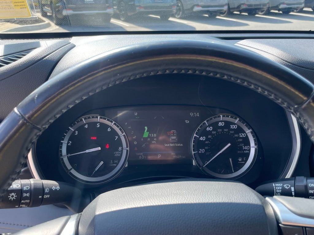 2021 Toyota Highlander XLE - MOONROOF / LEATHER