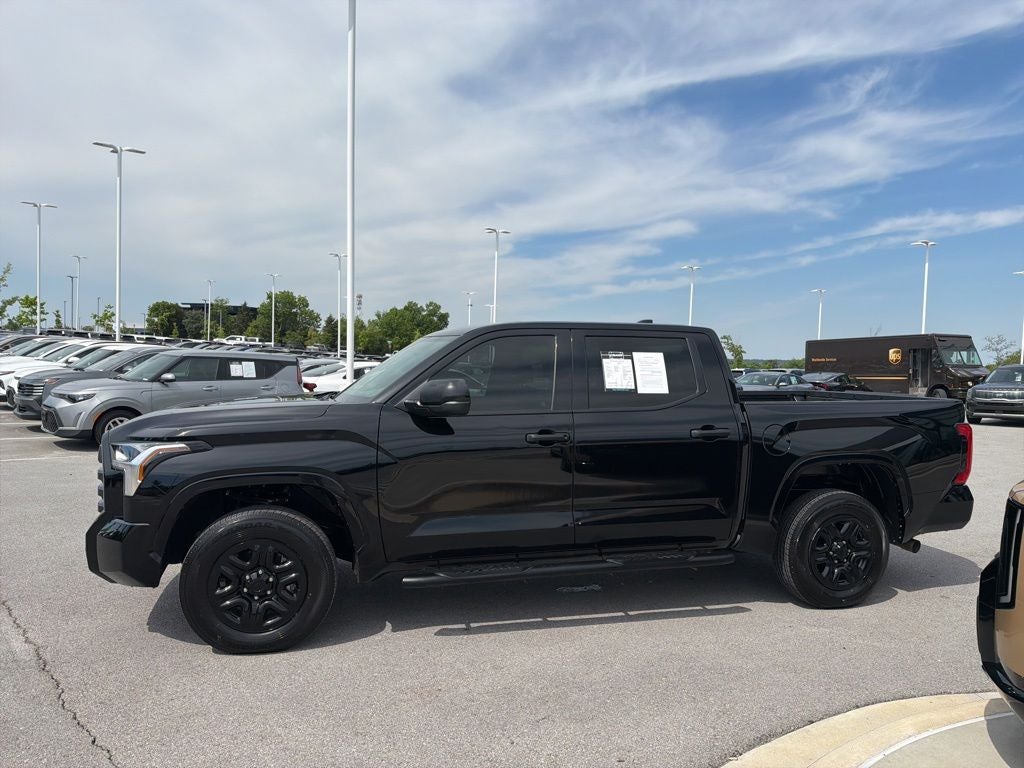 2025 Toyota Tundra SR - ADAPTIVE CRUISE CONTROL / WIRELESS CARPLAY