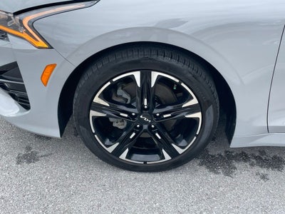 2023 Kia K5 GT-Line - RED INTERIOR / WIRELESS CHARGER