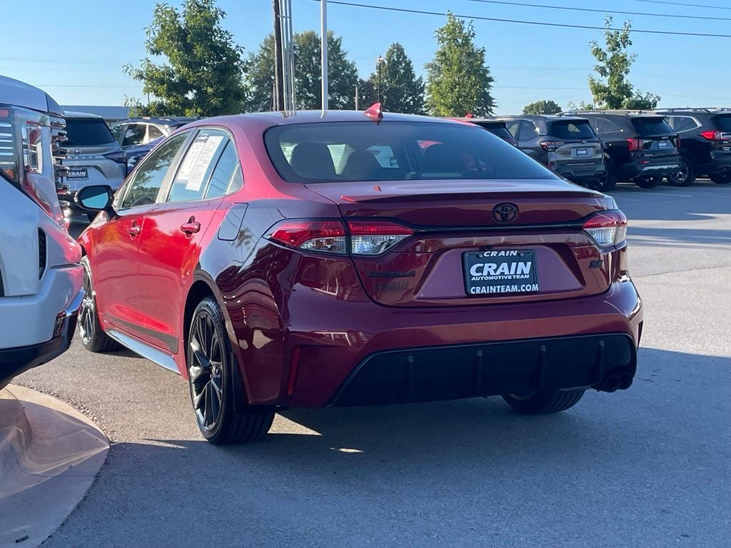 2024 Toyota Corolla SE - 40 MPG / BLACKOUT EMBLEMS