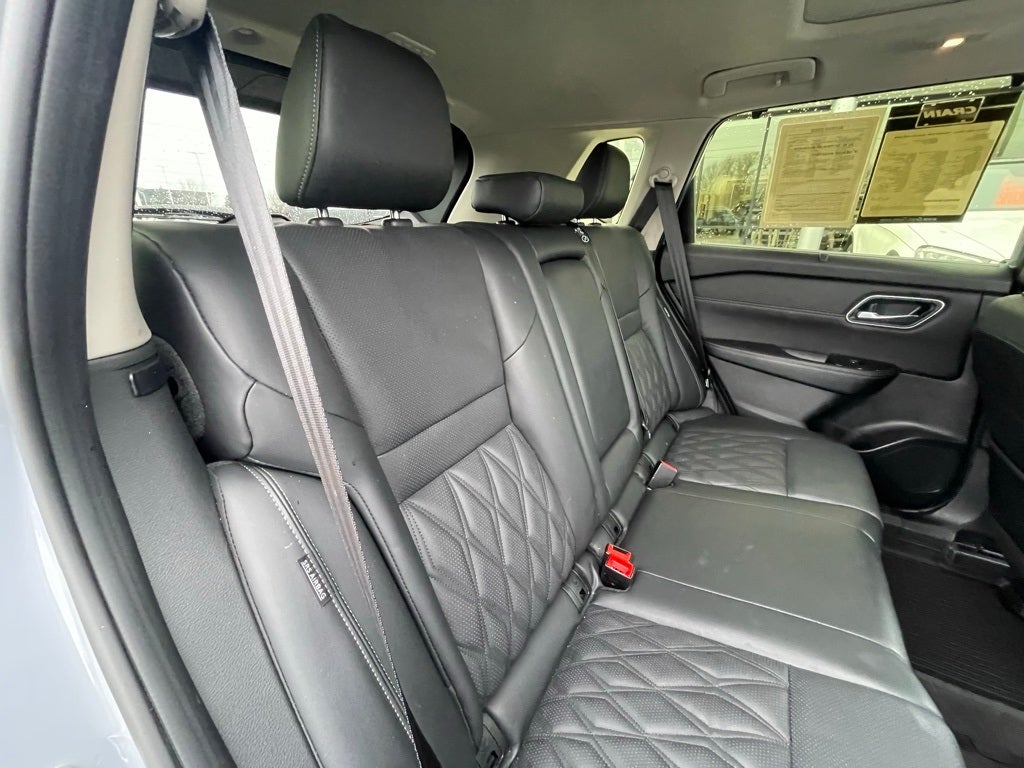 2024 Nissan Rogue Platinum - PANORAMIC ROOF / BLIND SPOT MONITORING