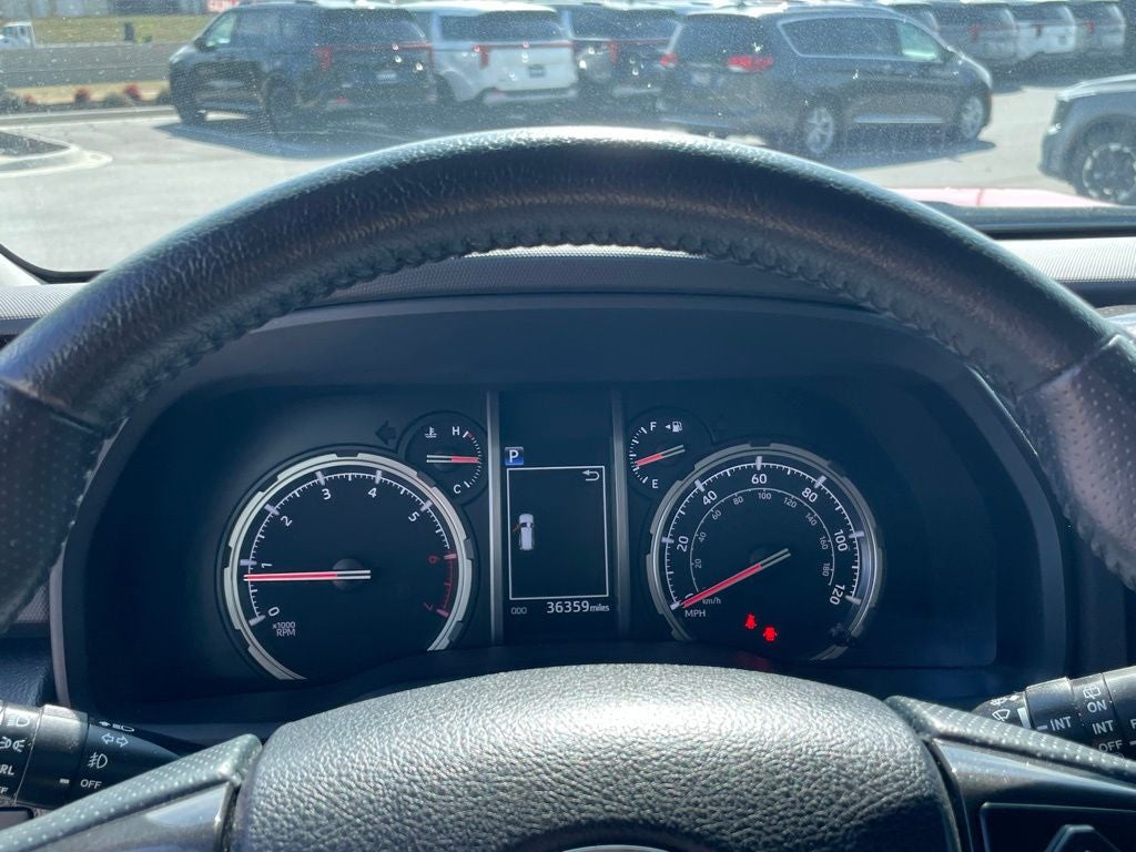 2023 Toyota 4Runner TRD Off-Road Premium - SUNROOF / NAVIGATION