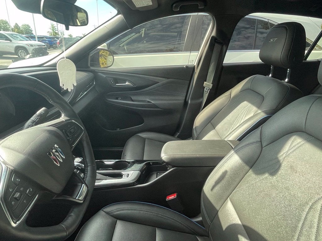 2025 Buick Envista Sport Touring - ADAPTIVE CRUISE / BLIND SPOT WARNING