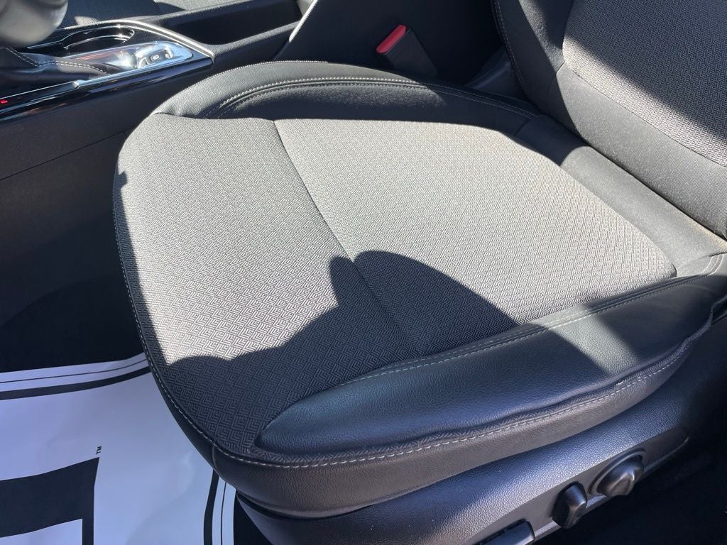 2022 Buick Encore GX Select - LANE KEEP ASSIST / APPLE CARPLAY