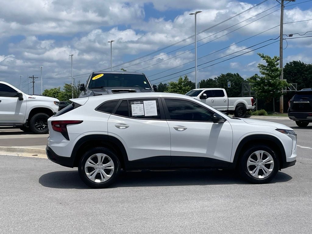2025 Chevrolet Trax LS