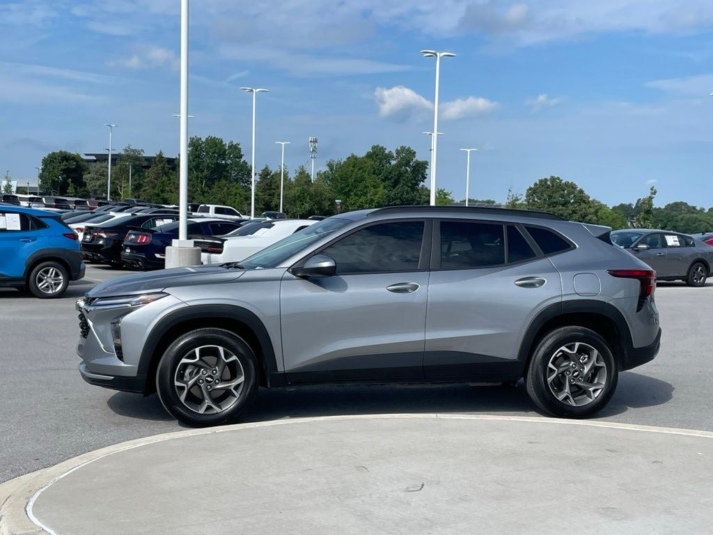 2025 Chevrolet Trax LT - REMOTE START / APPLE CARPLAY