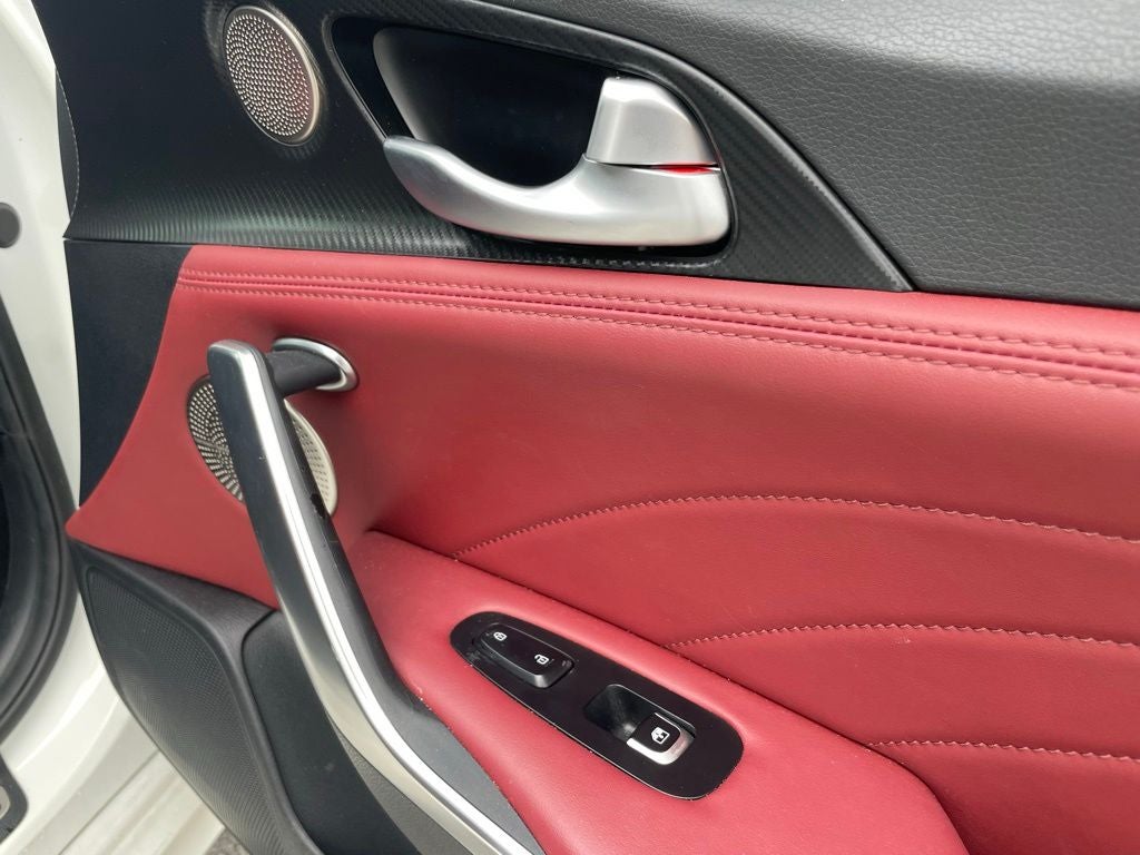 2022 Kia Stinger GT2 - RED INTERIOR PKG / ALL WHEEL DRIVE