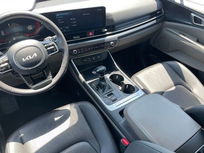 2025 Kia Carnival LXS - KIA CERTIFIED / NAVIGATION