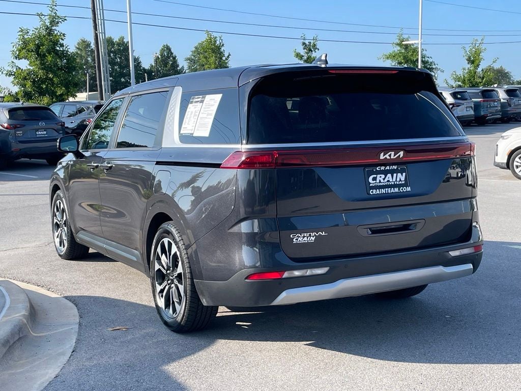 2024 Kia Carnival EX