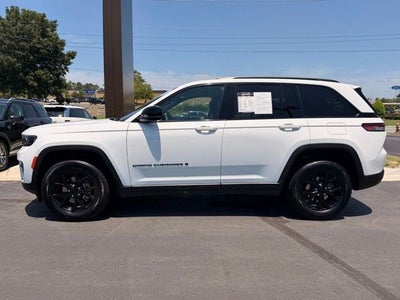 2024 Jeep Grand Cherokee Altitude CARFAX 1-OWNER