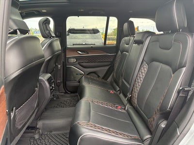 2022 Jeep Grand Cherokee Summit