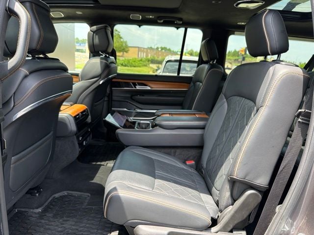 2024 Jeep Grand Wagoneer L Series III