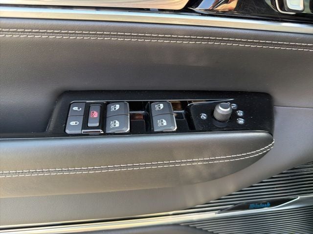 2023 Jeep Grand Wagoneer Series II