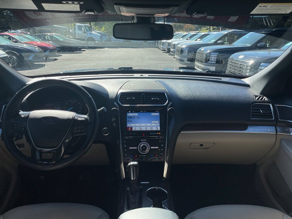 2018 Ford Explorer Limited One Owner, Clean CarFax, Leather, Moonroof, Bucket