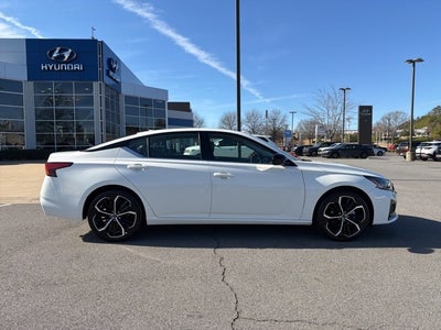 2025 Nissan Altima 2.5 SR