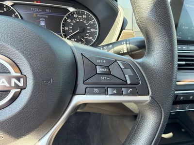 2025 Nissan Altima 2.5 SV CARFAX 1-Owner