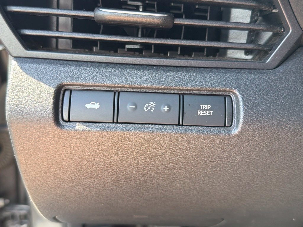2025 Nissan Altima 2.5 SV CARFAX 1-Owner