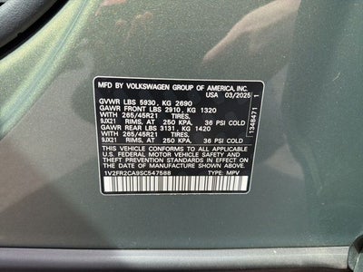 2025 Volkswagen Atlas 2.0T SEL Premium R-Line