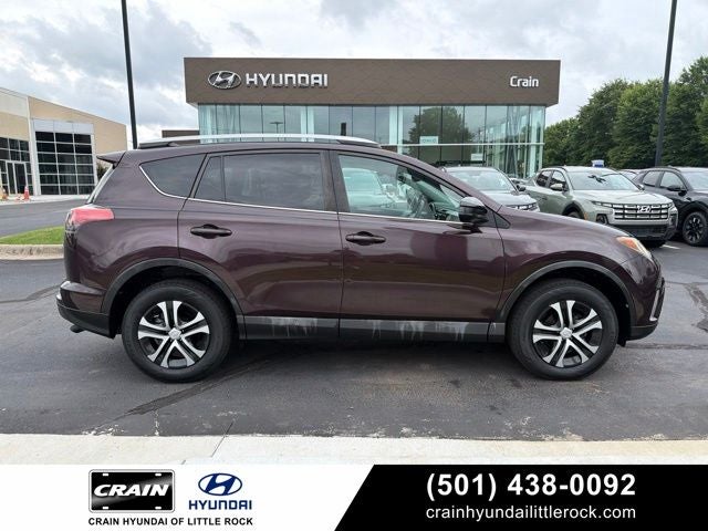 2016 Toyota RAV4 LE