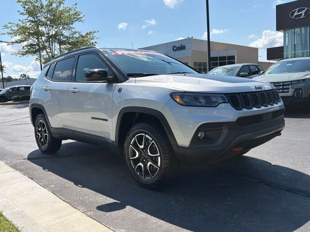 2025 Jeep Compass Trailhawk
